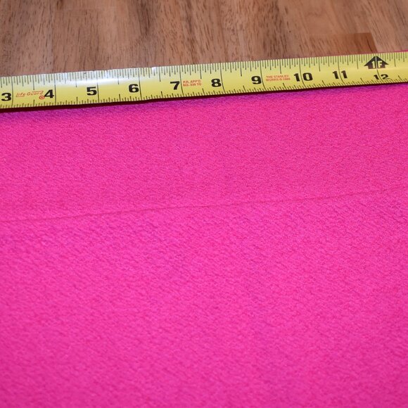 Medium Cassie Pencil Skirt Stretch Material $10 - Picture 4 of 9